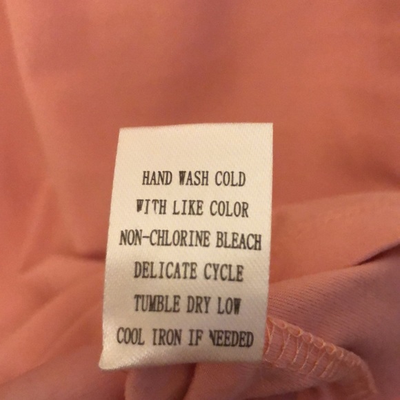 Pink T-shirt dress - Picture 4 of 4